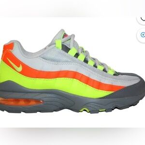 Brand New Kids Air Max 95 Size 5.5